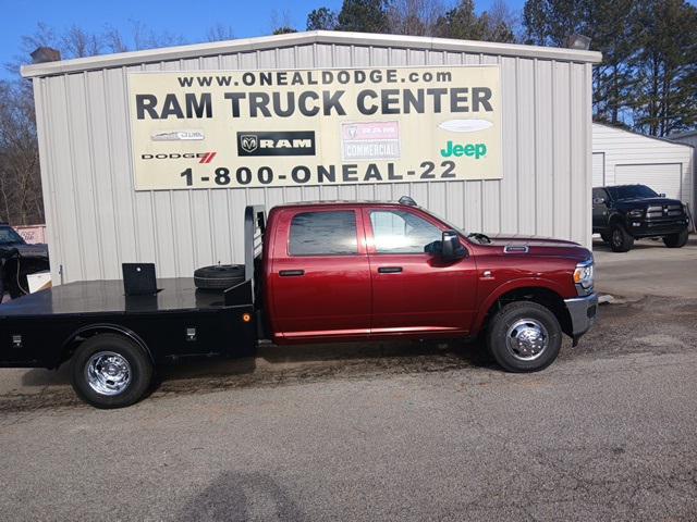 2024 RAM Ram 3500 Chassis Cab RAM 3500 TRADESMAN CREW CAB CHASSIS 4X4 60 CA