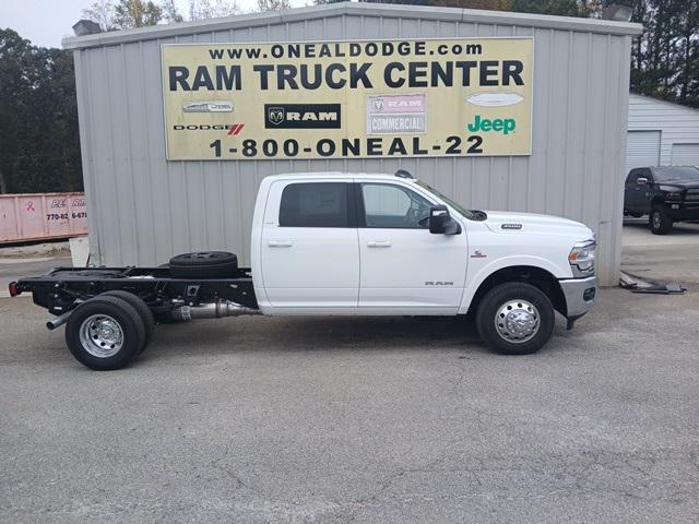 2024 RAM Ram 3500 Chassis Cab RAM 3500 LARAMIE CREW CAB CHASSIS 4X4 60 CA