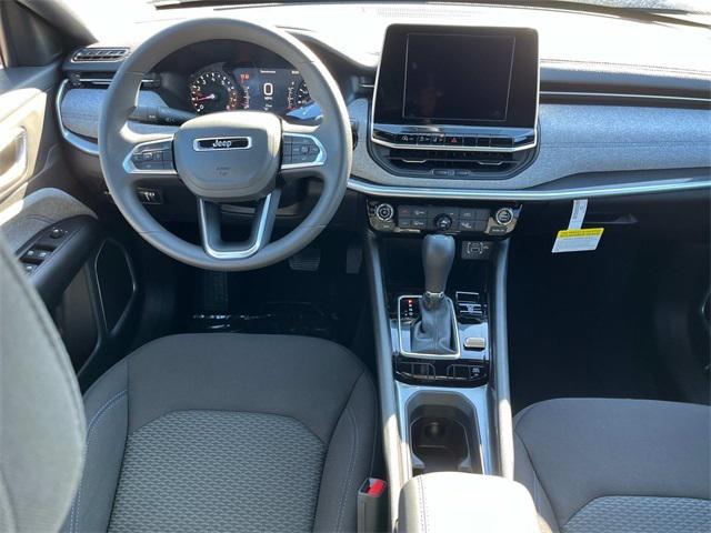 2025 Jeep Compass COMPASS SPORT 4X4