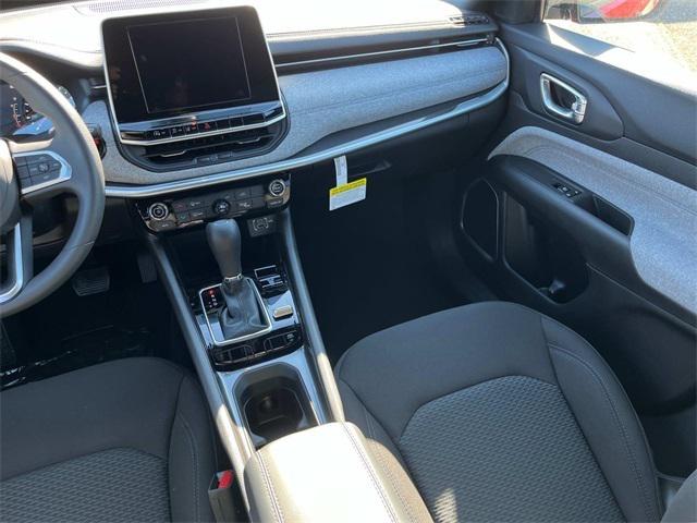 2025 Jeep Compass COMPASS SPORT 4X4
