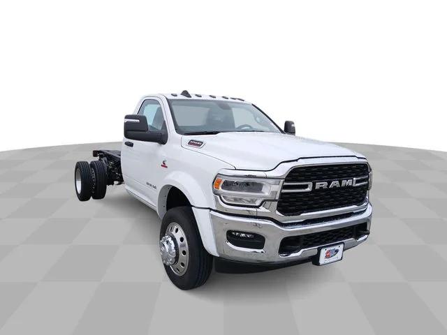 2024 RAM Ram 5500 Chassis Cab RAM 5500 SLT CHASSIS REGULAR CAB 4X4 84 CA