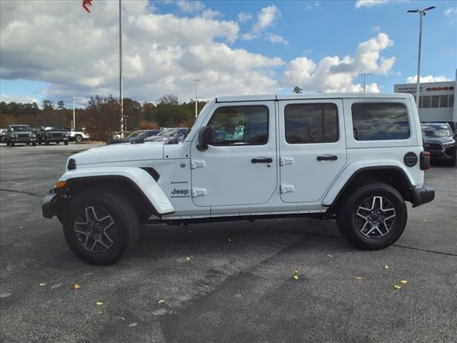 2024 Jeep Wrangler 4-Door Sahara 4x4