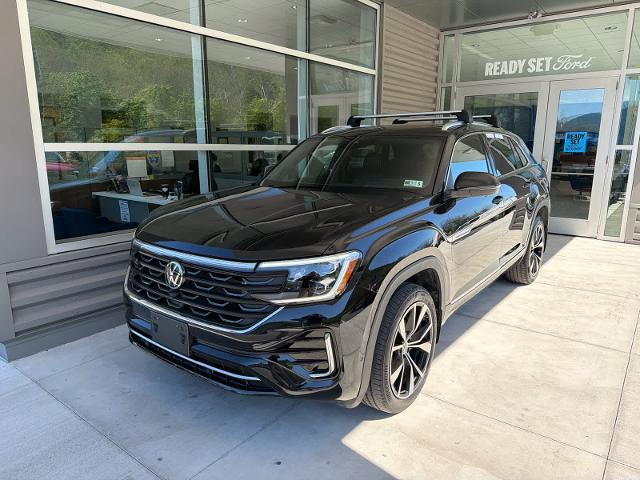 2024 Volkswagen Atlas Cross Sport 2.0T SEL Premium R-Line for sale in Keyser, WV