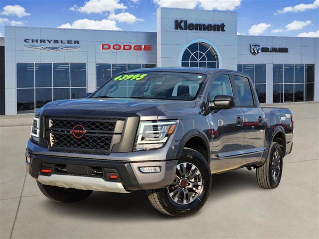 2023 Nissan TITAN Crew Cab PRO-4X 4x4