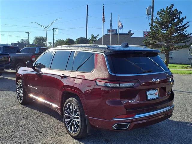 2022 Jeep Grand Cherokee L Summit Reserve 4x4 2022 Jeep Grand Cherokee L Summit Reserve 4x4