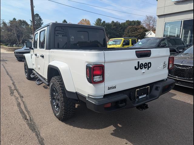 2023 Jeep Gladiator Willys 4x4