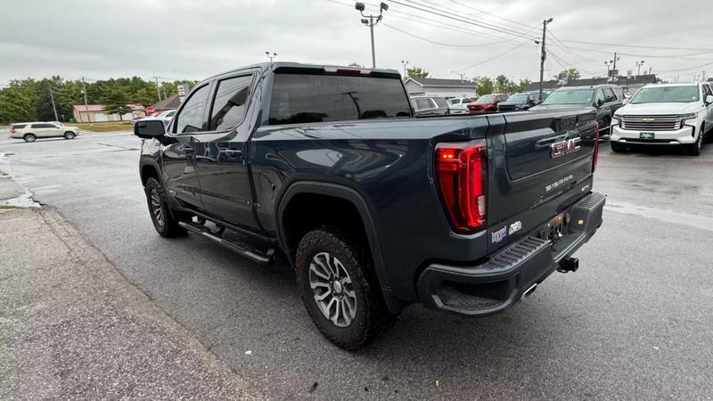 2021 GMC Sierra 1500 4WD Crew Cab Short Box AT4