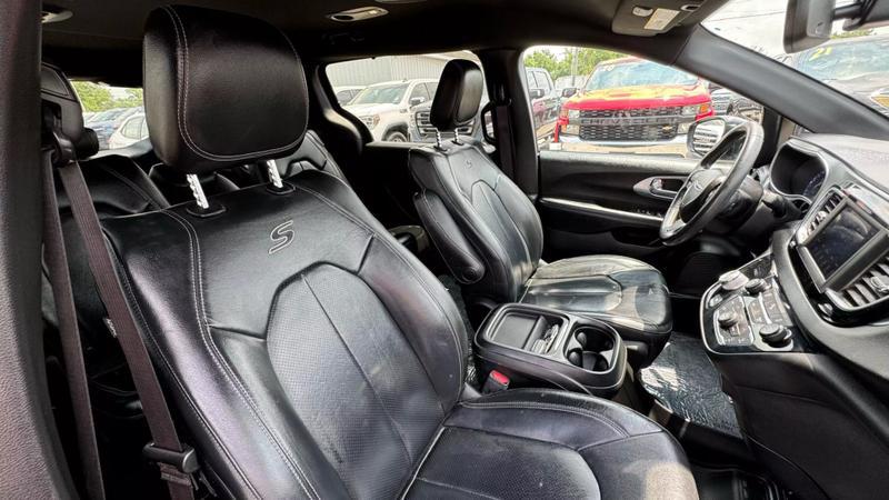 2020 Chrysler Pacifica Touring L