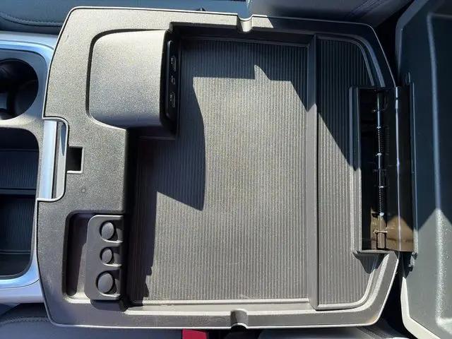 2018 Ram 2500 Big Horn Crew Cab 4x4 8' Box