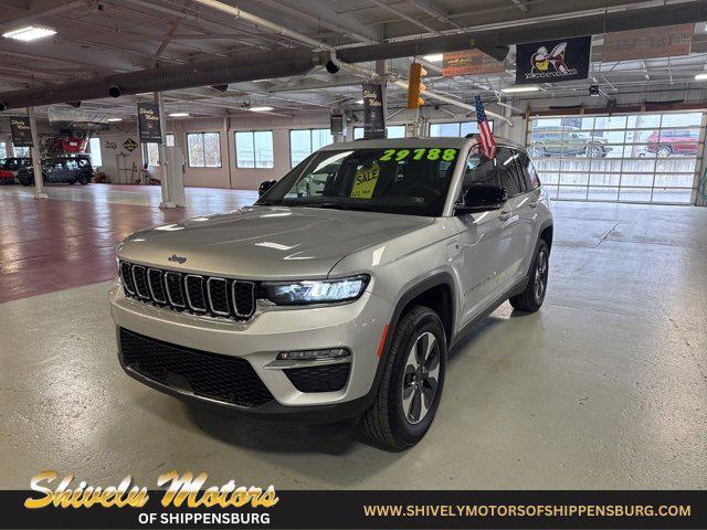 2022 Jeep Grand Cherokee 4xe Limited 4x4