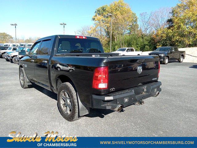 2017 RAM 1500 Express Crew Cab 4x4 57 Box