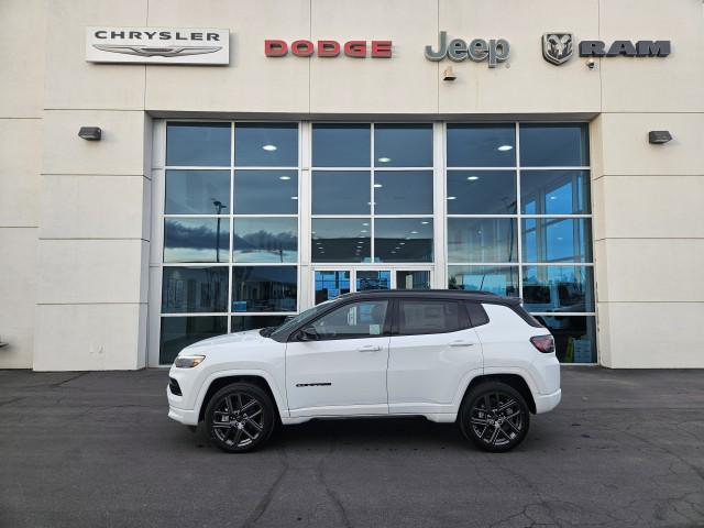 2025 Jeep Compass COMPASS LIMITED 4X4