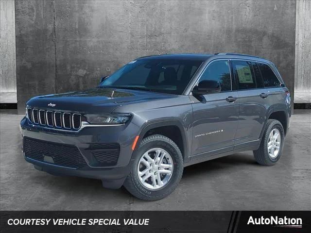 2025 Jeep Grand Cherokee GRAND CHEROKEE LAREDO 4X2