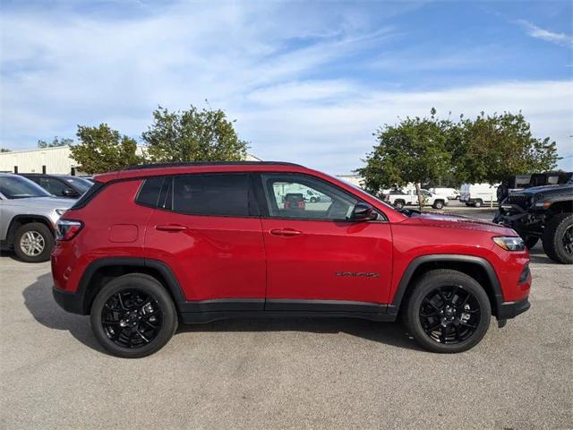 2025 Jeep Compass COMPASS LATITUDE 4X4