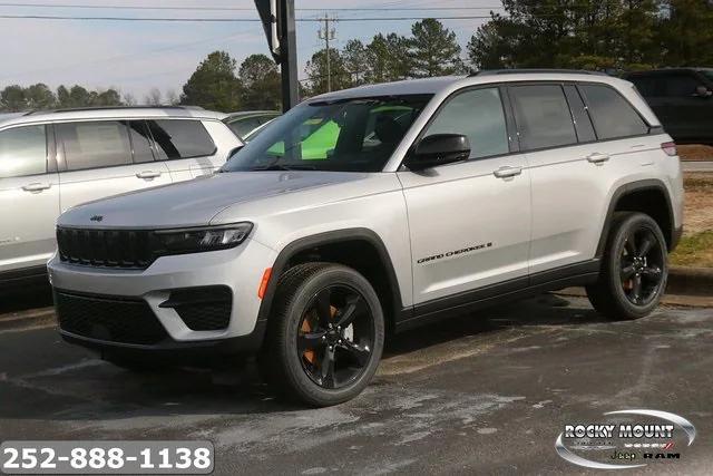 2025 Jeep Grand Cherokee GRAND CHEROKEE ALTITUDE 4X4