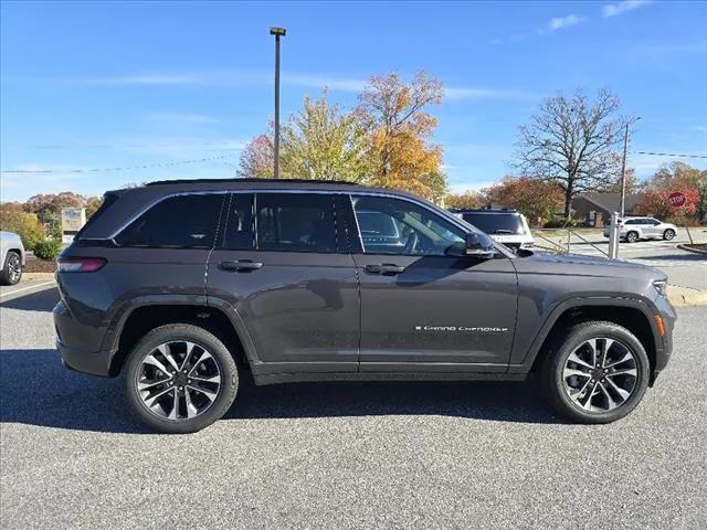 2025 Jeep Grand Cherokee GRAND CHEROKEE OVERLAND 4X4