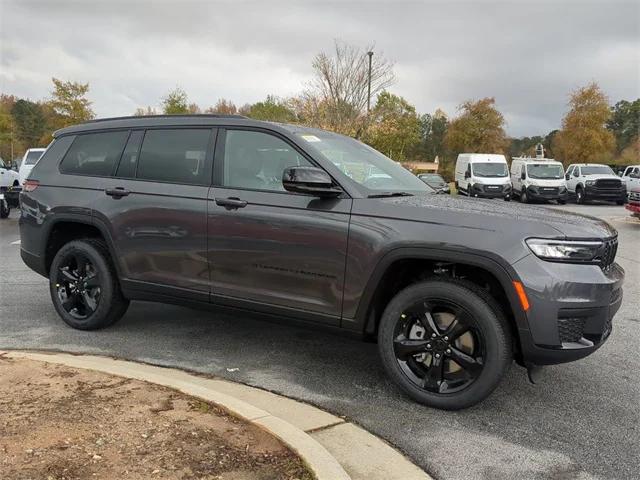 2025 Jeep Grand Cherokee GRAND CHEROKEE L ALTITUDE X 4X2