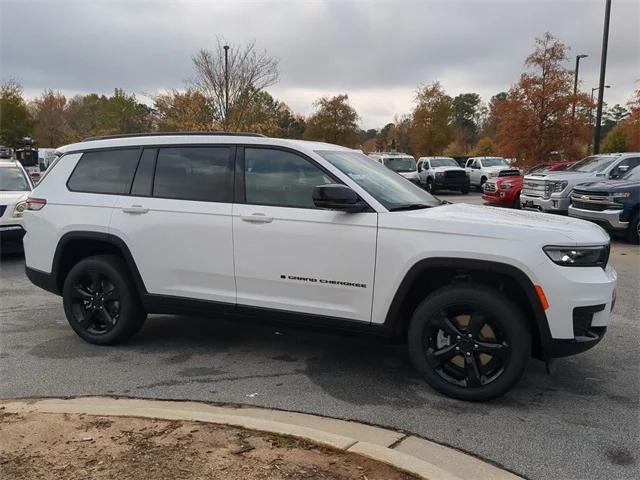 2025 Jeep Grand Cherokee GRAND CHEROKEE L ALTITUDE X 4X2