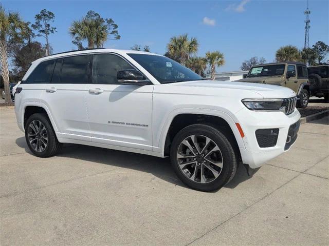 2025 Jeep Grand Cherokee GRAND CHEROKEE OVERLAND 4X4
