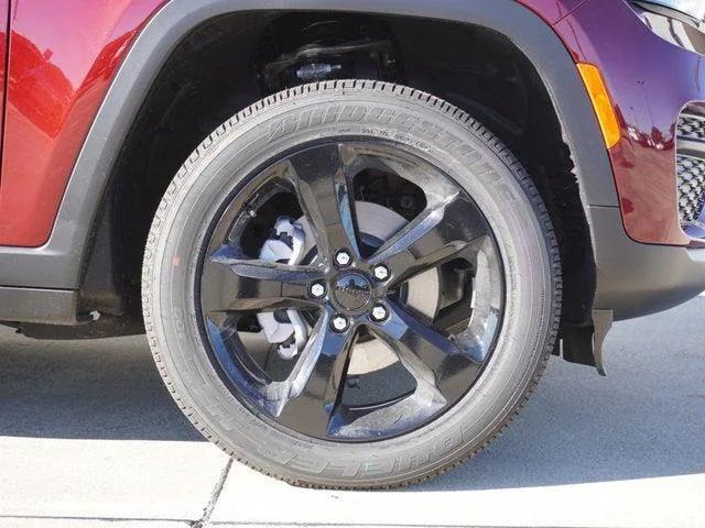 2025 Jeep Grand Cherokee GRAND CHEROKEE ALTITUDE 4X2