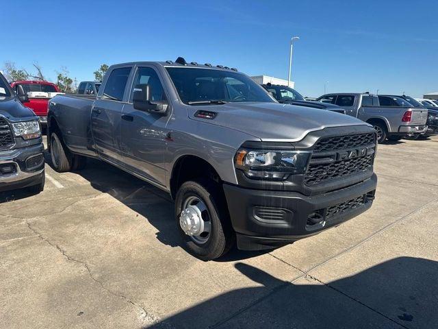 2024 RAM Ram 3500 RAM 3500 TRADESMAN CREW CAB 4X4 8 BOX