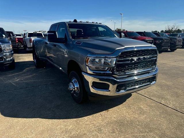 2024 RAM Ram 3500 RAM 3500 TRADESMAN CREW CAB 4X4 8 BOX