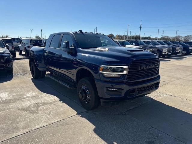 2024 RAM Ram 3500 RAM 3500 LARAMIE MEGA CAB 4X4 64 BOX