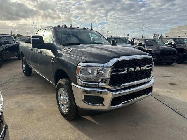 2024 RAM Ram 3500 RAM 3500 TRADESMAN CREW CAB 4X4 8 BOX