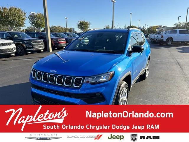 2025 Jeep Compass COMPASS LATITUDE 4X4