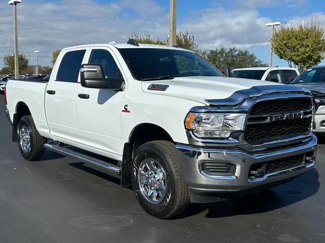 2024 RAM Ram 2500 RAM 2500 TRADESMAN CREW CAB 4X4 64 BOX