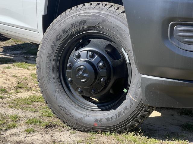 2024 RAM Ram 3500 Chassis Cab RAM 3500 TRADESMAN CHASSIS REGULAR CAB 4X4 60 CA