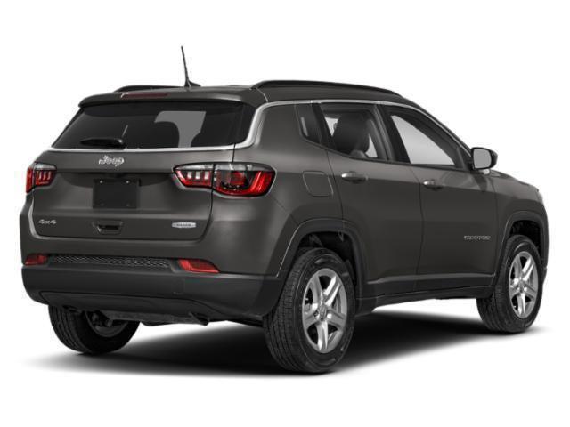 2023 Jeep Compass Latitude Lux FWD