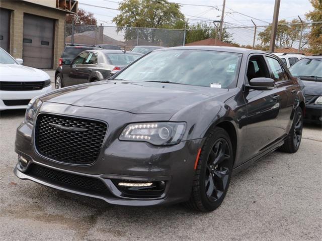 2022 Chrysler 300 Touring L