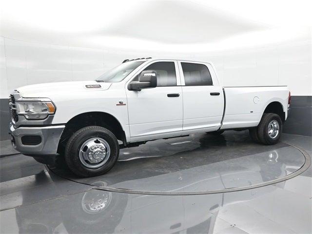 2024 RAM Ram 3500 RAM 3500 TRADESMAN CREW CAB 4X4 8 BOX