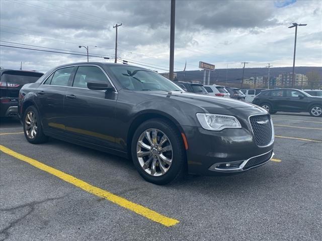 2016 Chrysler 300 Limited