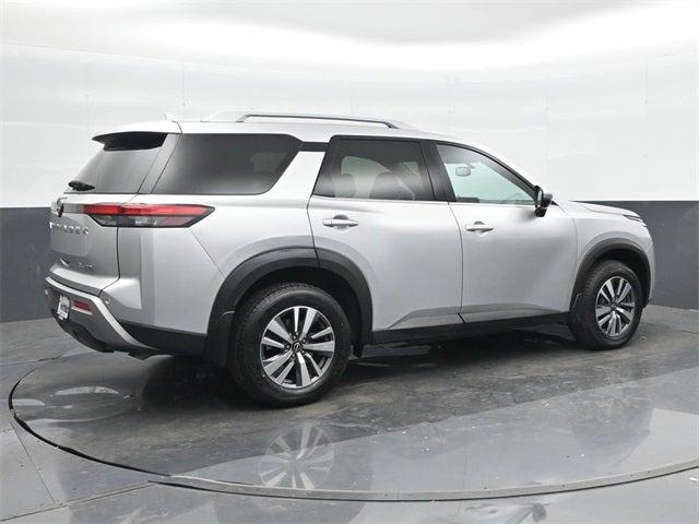 2022 Nissan Pathfinder SL 4WD