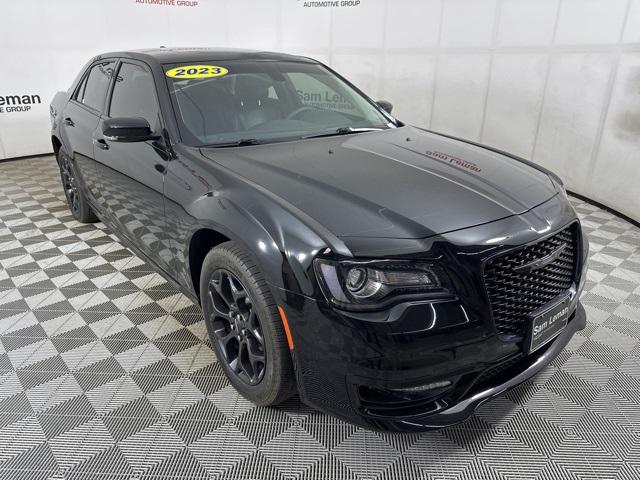 2023 Chrysler 300 Touring L AWD