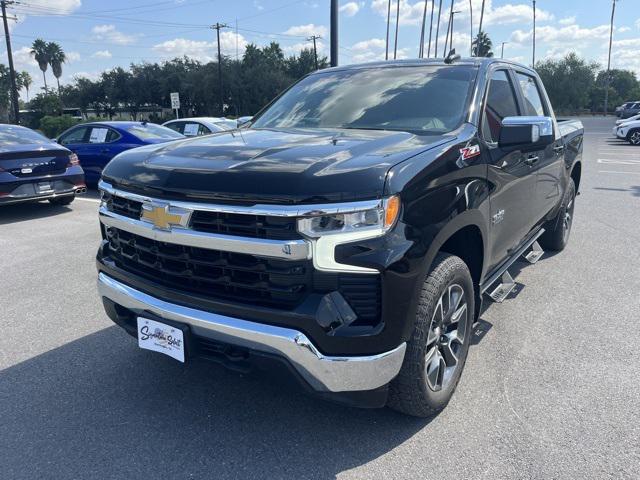 2022 Chevrolet Silverado 1500 4WD Crew Cab Standard Bed LT