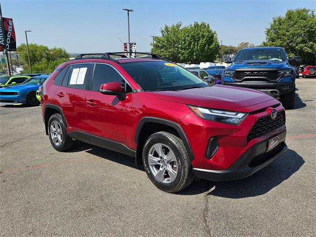 2022 Toyota RAV4 Hybrid XLE