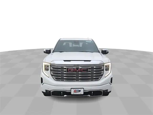 2023 GMC Sierra 1500 4WD Crew Cab Short Box Denali