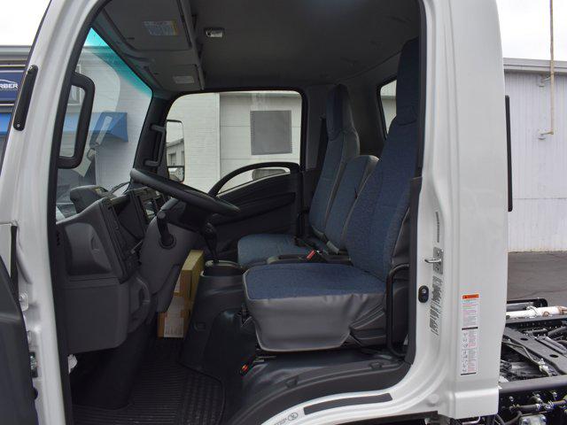 2025 Chevrolet 5500XD LCF Base