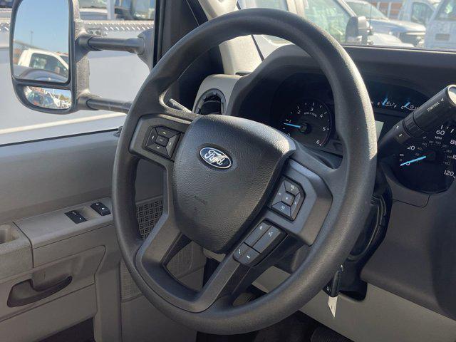 2025 Ford E-450 Cutaway E-450 SUPER DUTY
