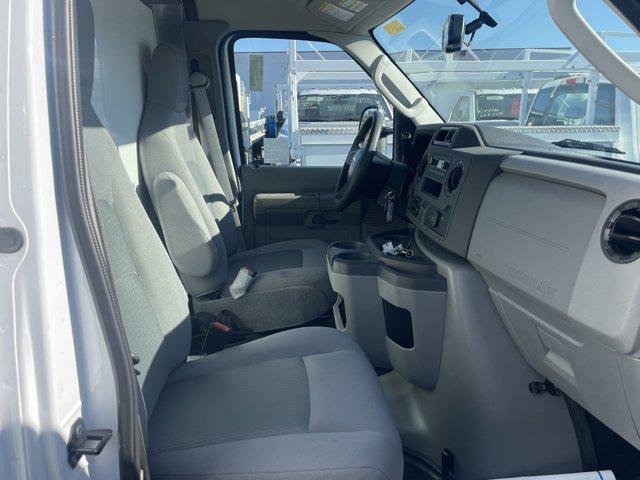 2025 Ford E-450 Cutaway E-450 SUPER DUTY