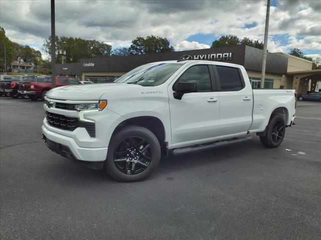 2022 Chevrolet Silverado 1500 4WD Crew Cab Standard Bed RST