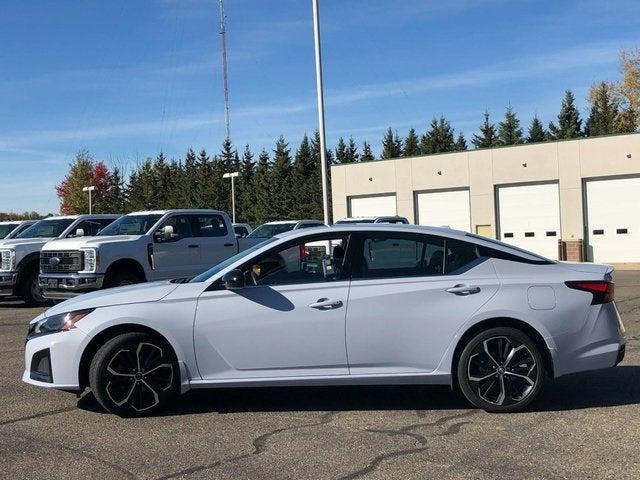 2023 Nissan Altima SR Intelligent AWD