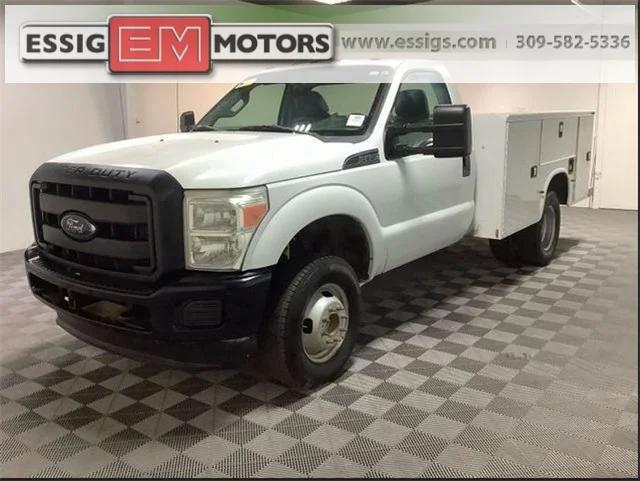 2015 Ford F-350 Chassis XLT