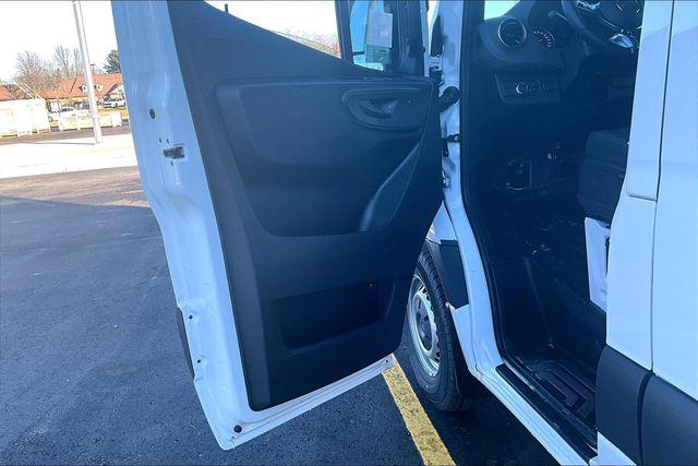 2025 Mercedes-Benz Sprinter 3500 High Roof 4-Cyl Diesel HO