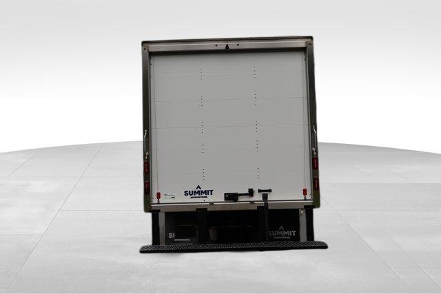 2025 Chevrolet 4500 LCF Gas 18' BOX