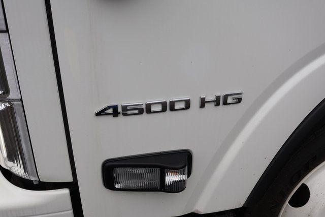 2025 Chevrolet 4500 LCF Gas 18' BOX