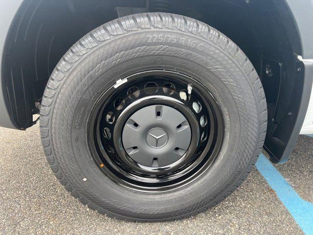2025 Mercedes-Benz Sprinter 3500 Cargo 170 WB